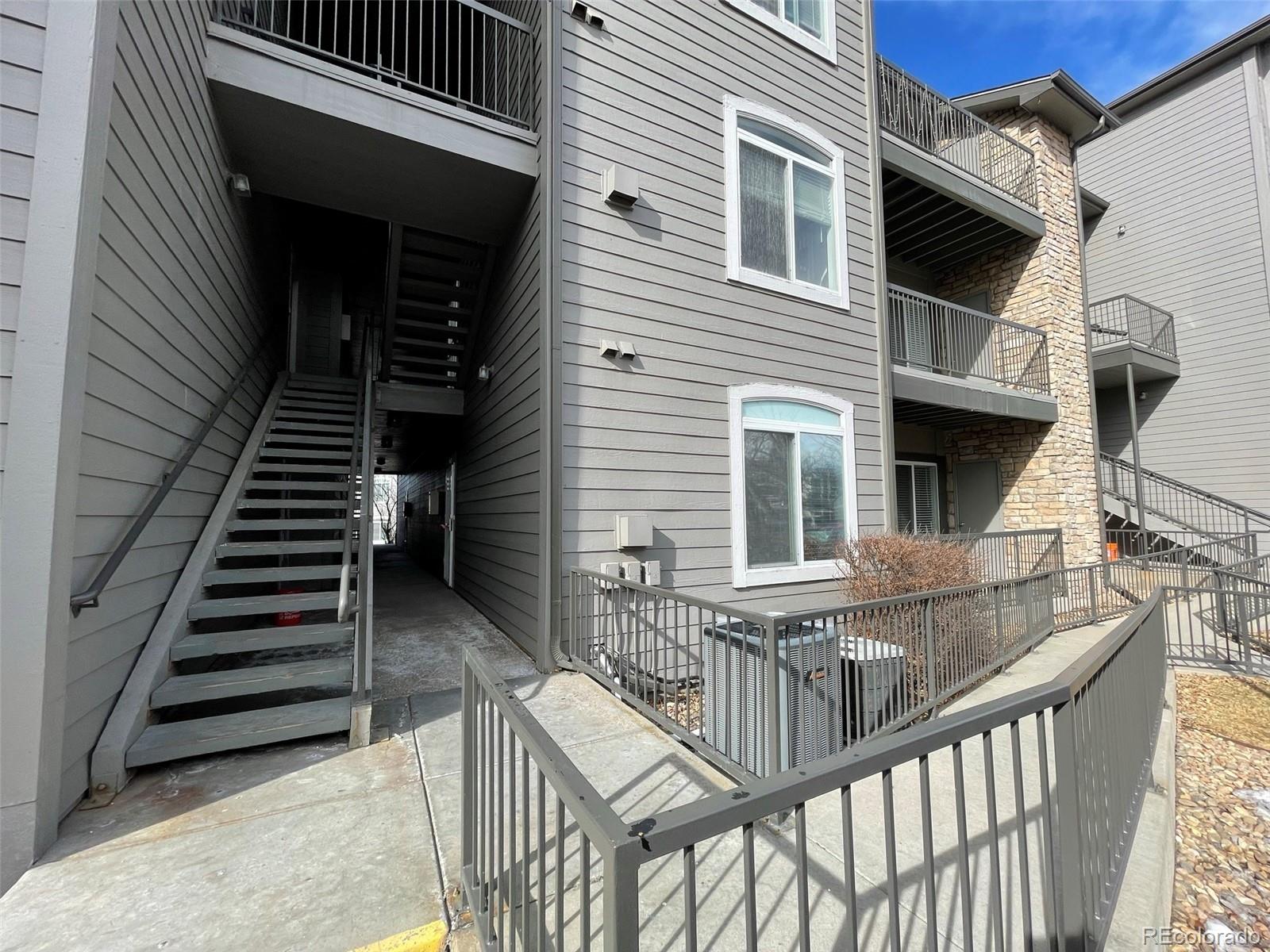 2575 S Syracuse Way Unit: F102