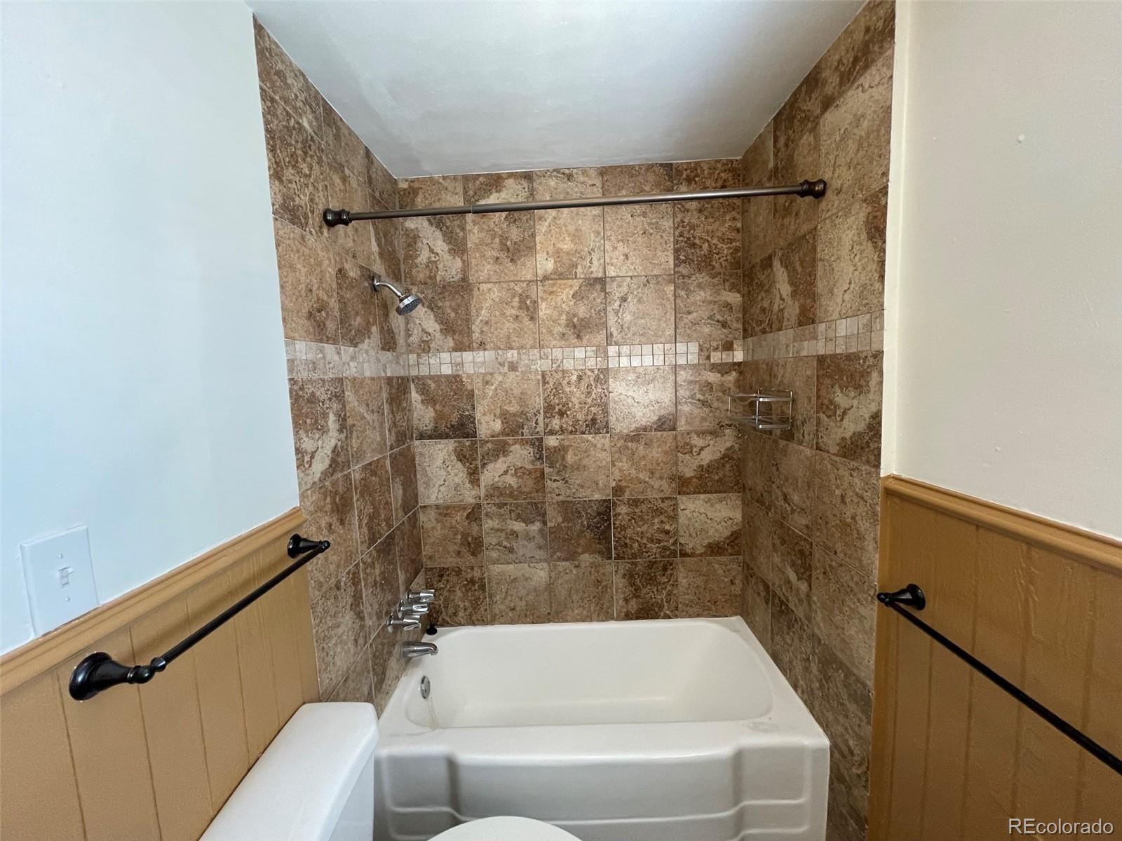 1600 Winona Court Unit: 2