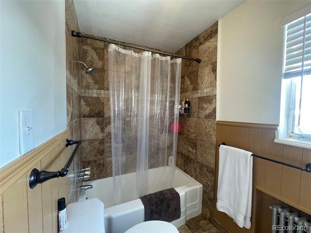 1600 Winona Court Unit: 2