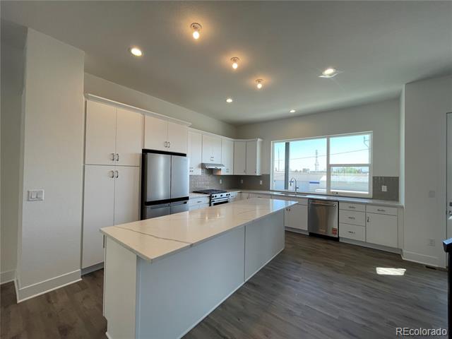 12015 Ridge Road