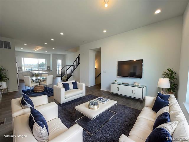 12015 Ridge Road