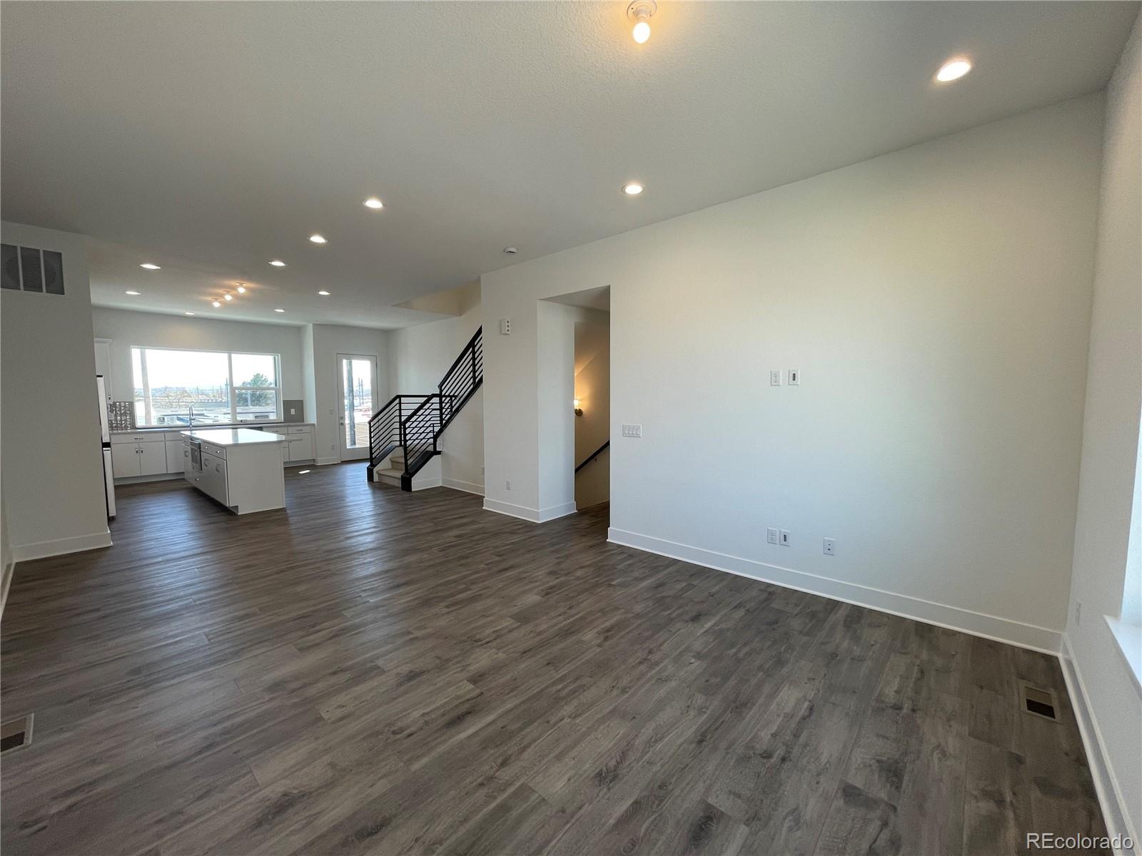 12015 Ridge Road