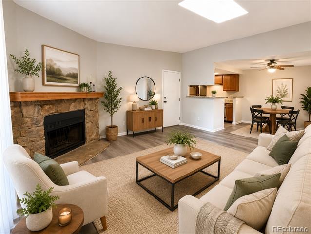 908 S Walden Way Unit: 203