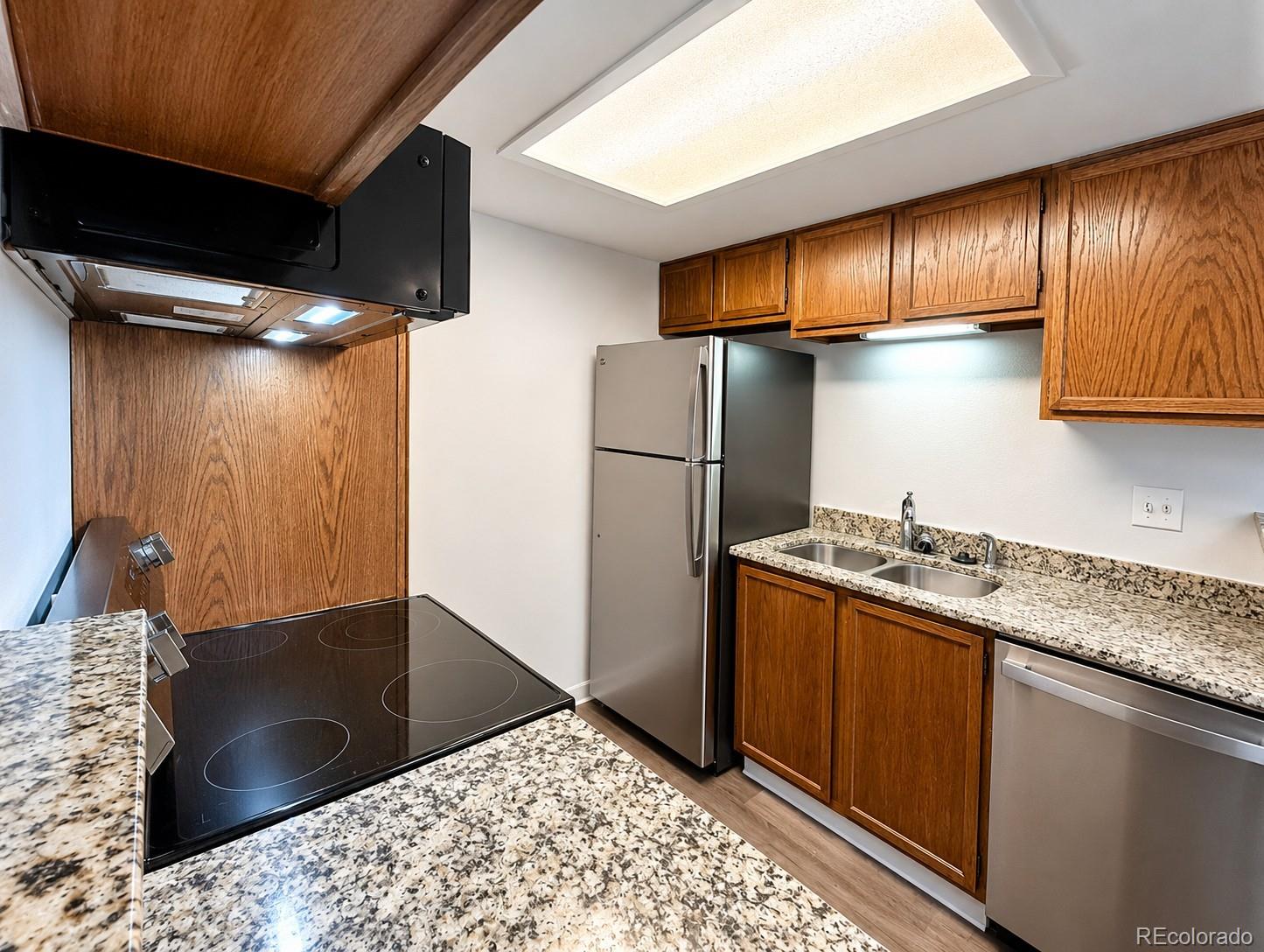 908 S Walden Way Unit: 203