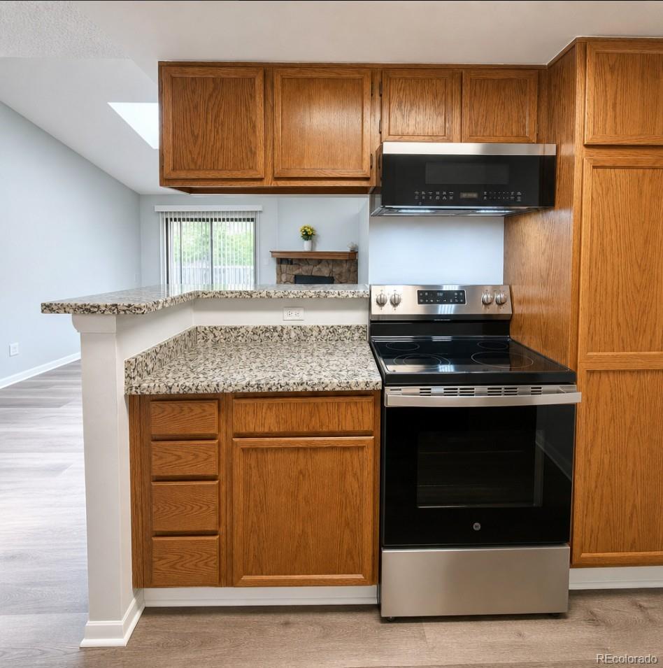908 S Walden Way Unit: 203