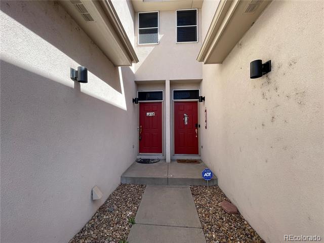 552 S Elm Street