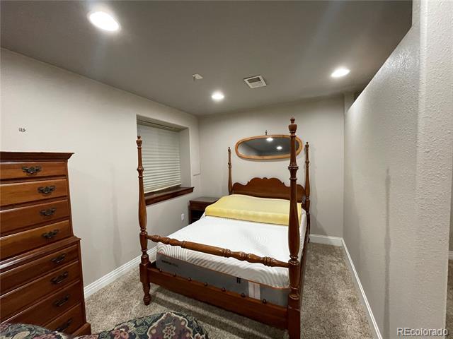 552 S Elm Street