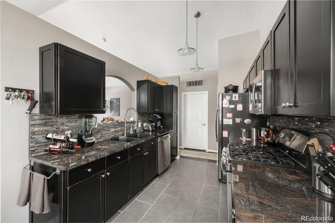 22685 E Ontario Drive Unit: 203