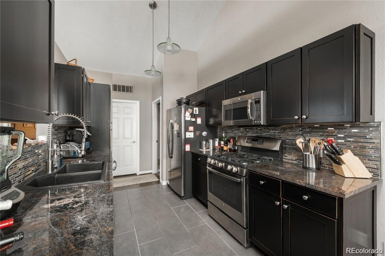 22685 E Ontario Drive Unit: 203