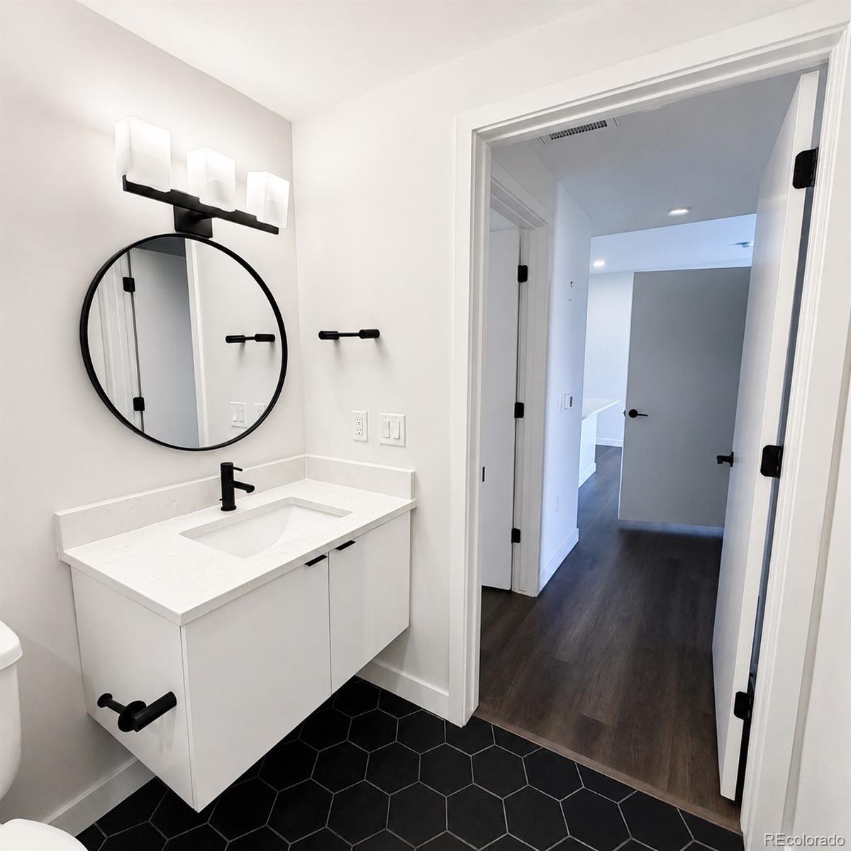 2120 N Downing Street Unit: 304