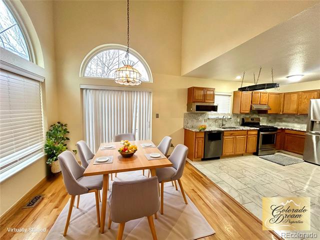 2226 S Nile Court