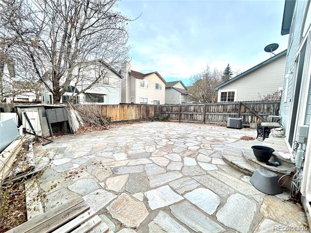 2226 S Nile Court