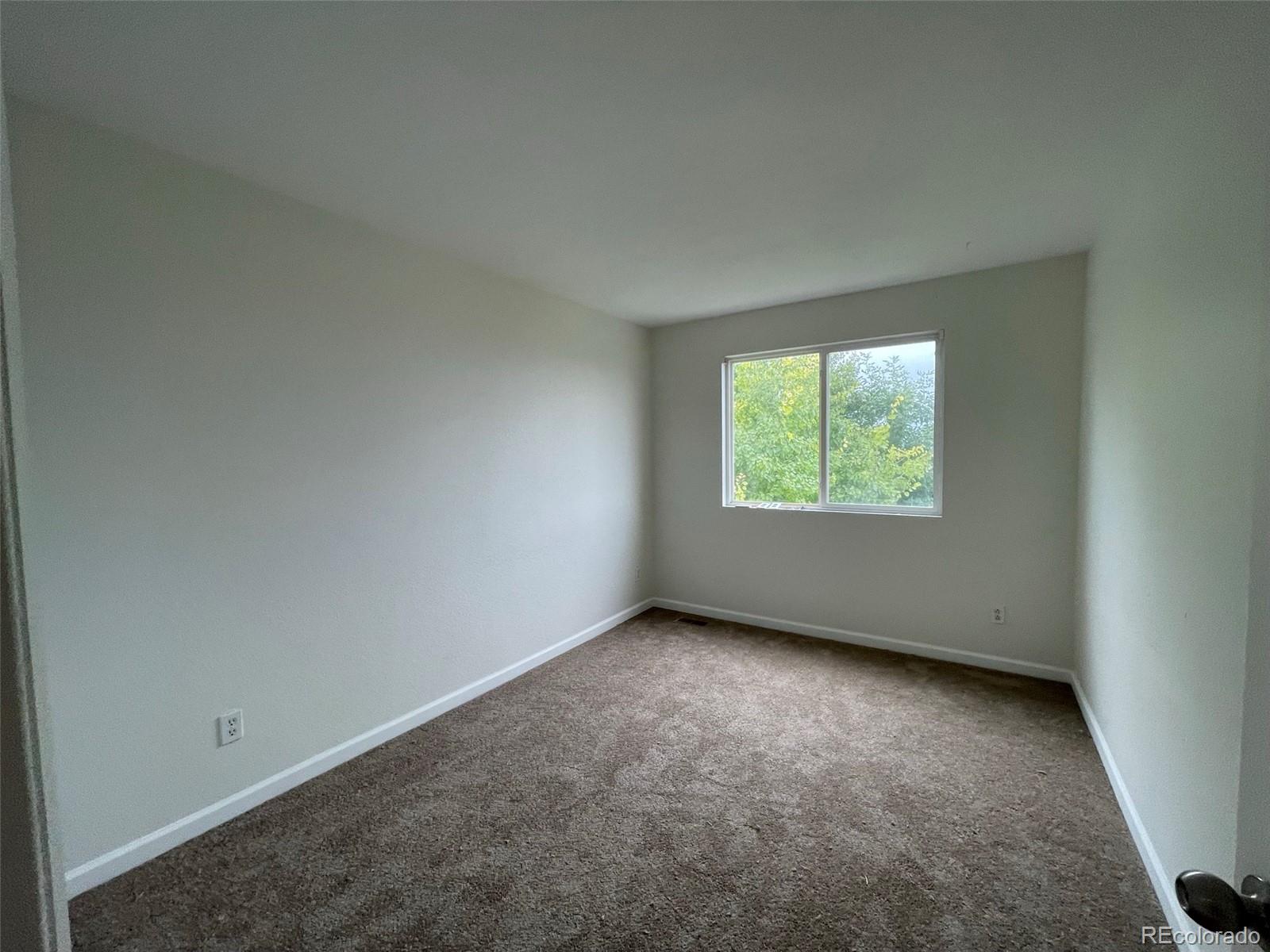 2238 Dogwood Drive