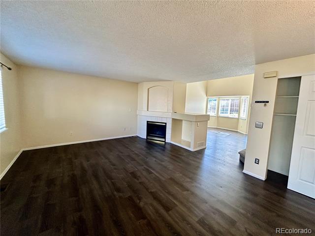 5338 S Liverpool Way