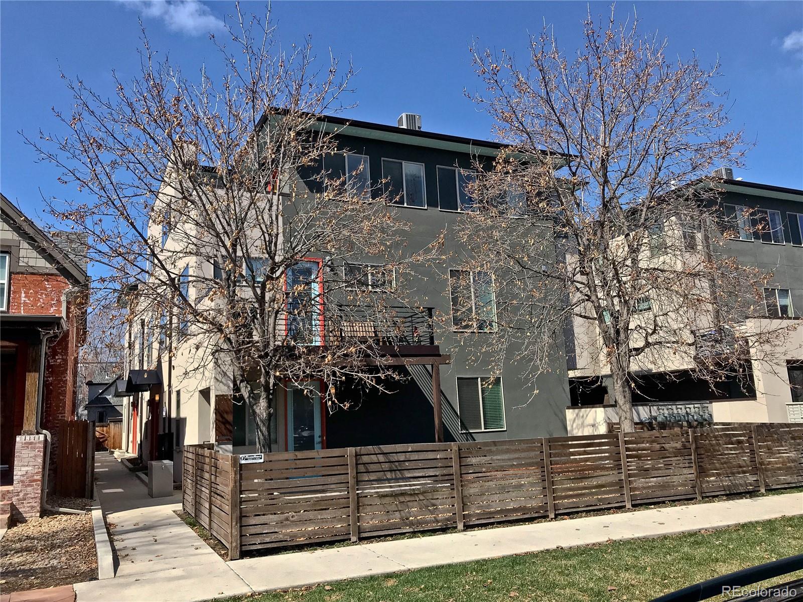 1883 Vine Street Unit: 101