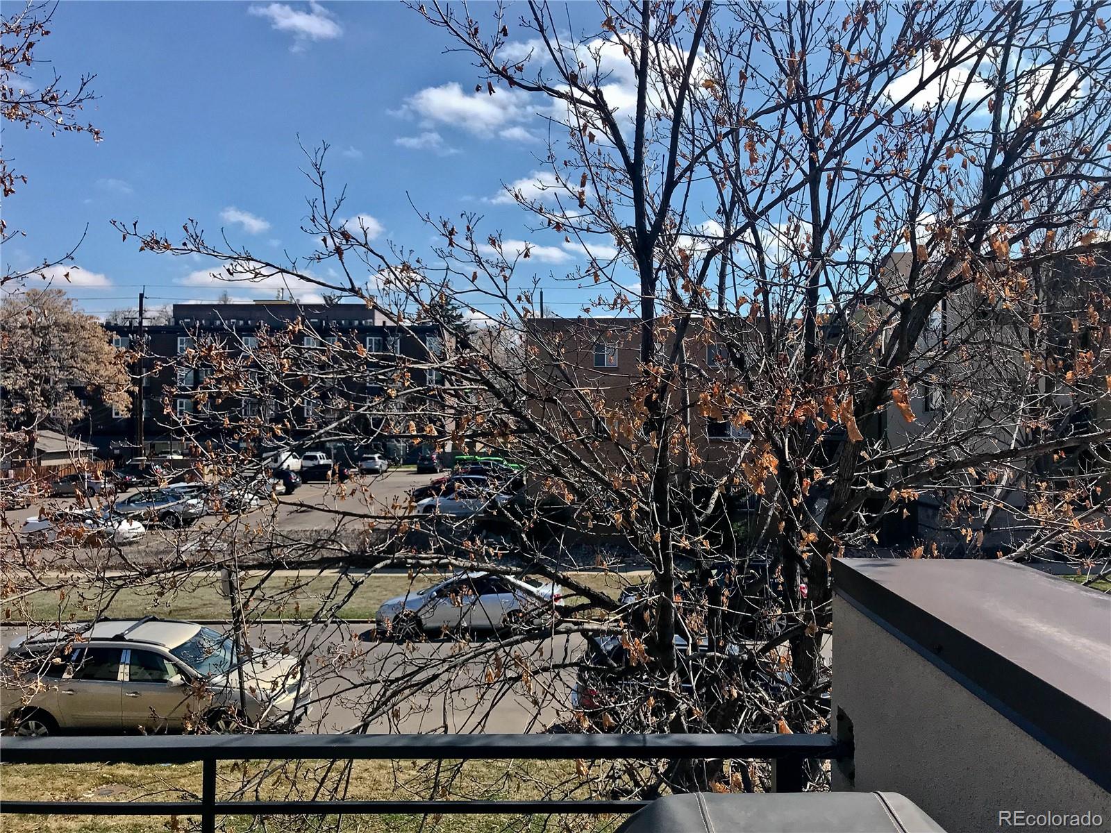 1883 Vine Street Unit: 101