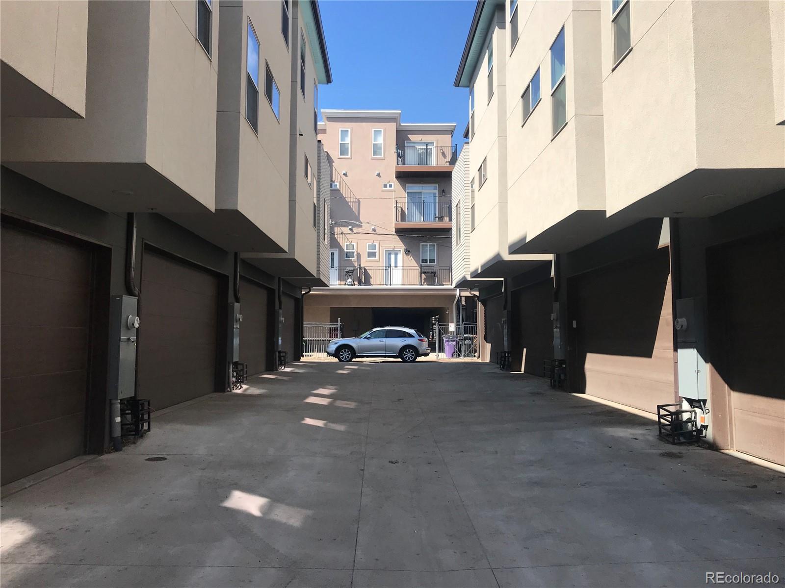 1883 Vine Street Unit: 101