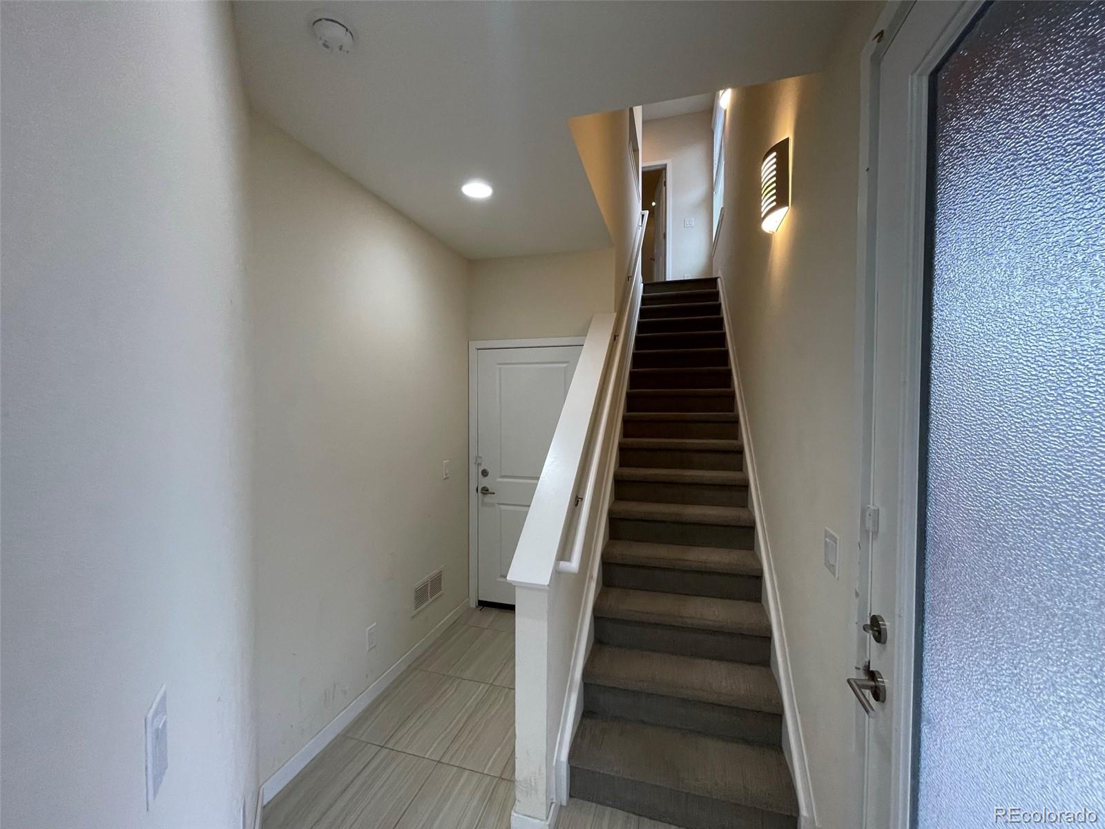 1883 Vine Street Unit: 101