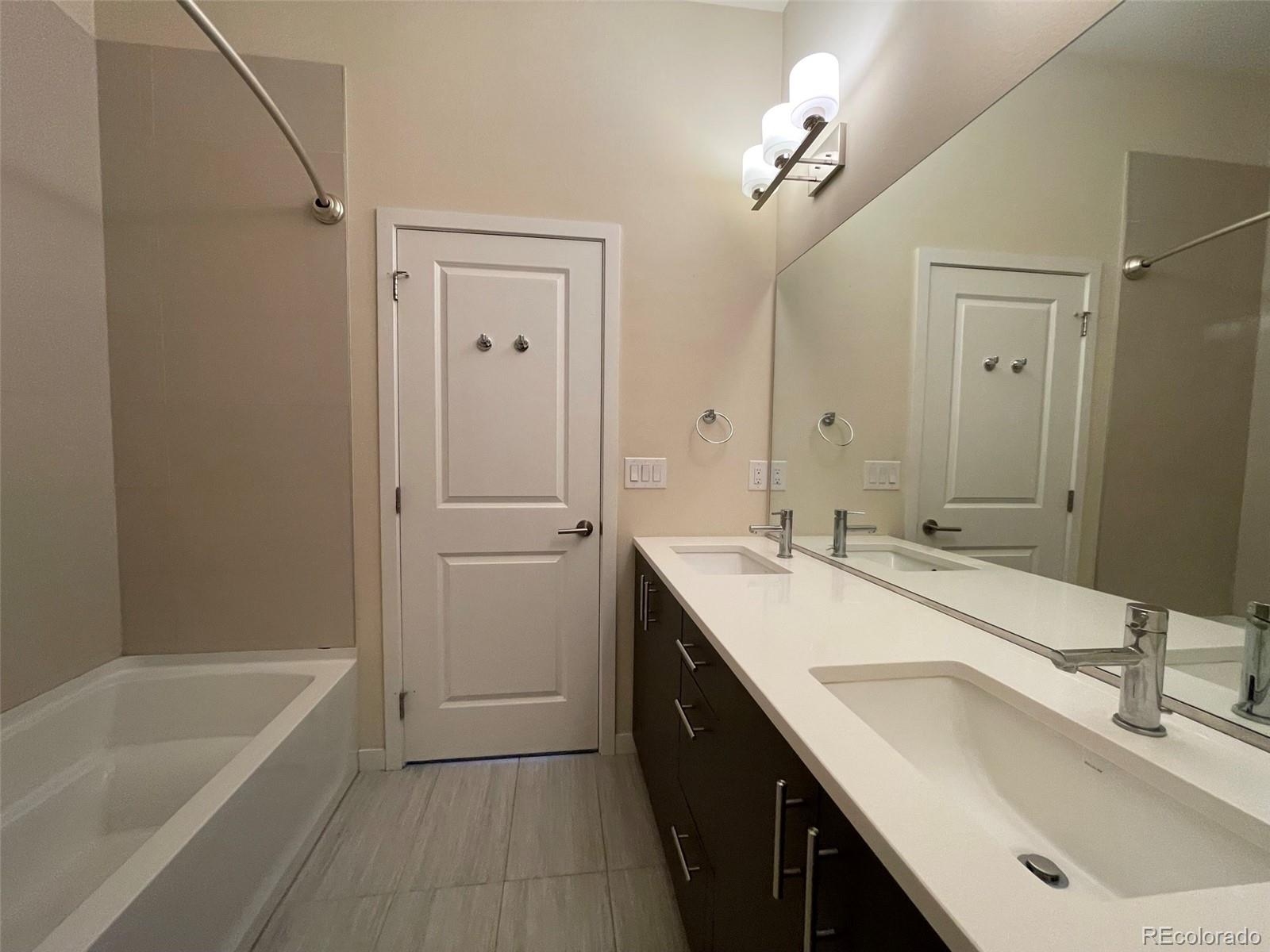 1883 Vine Street Unit: 101