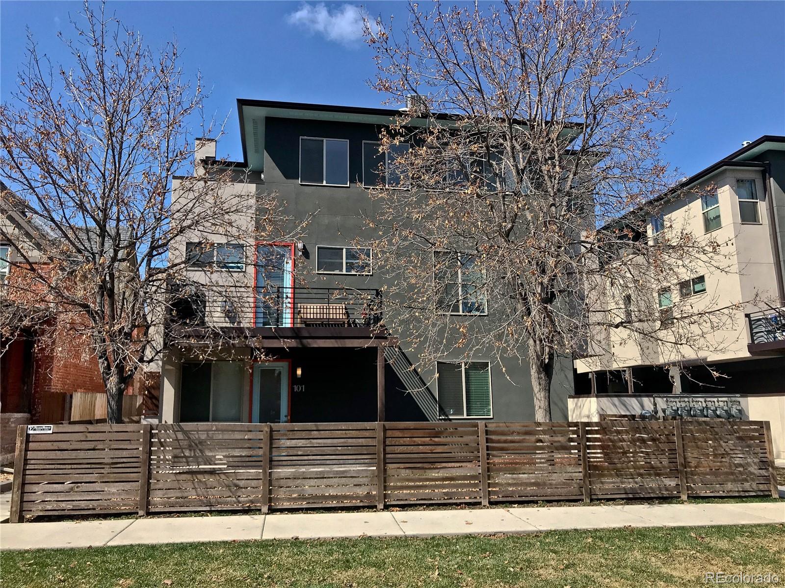 1883 Vine Street Unit: 101