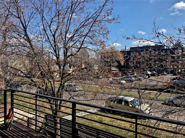 1883 Vine Street Unit: 101