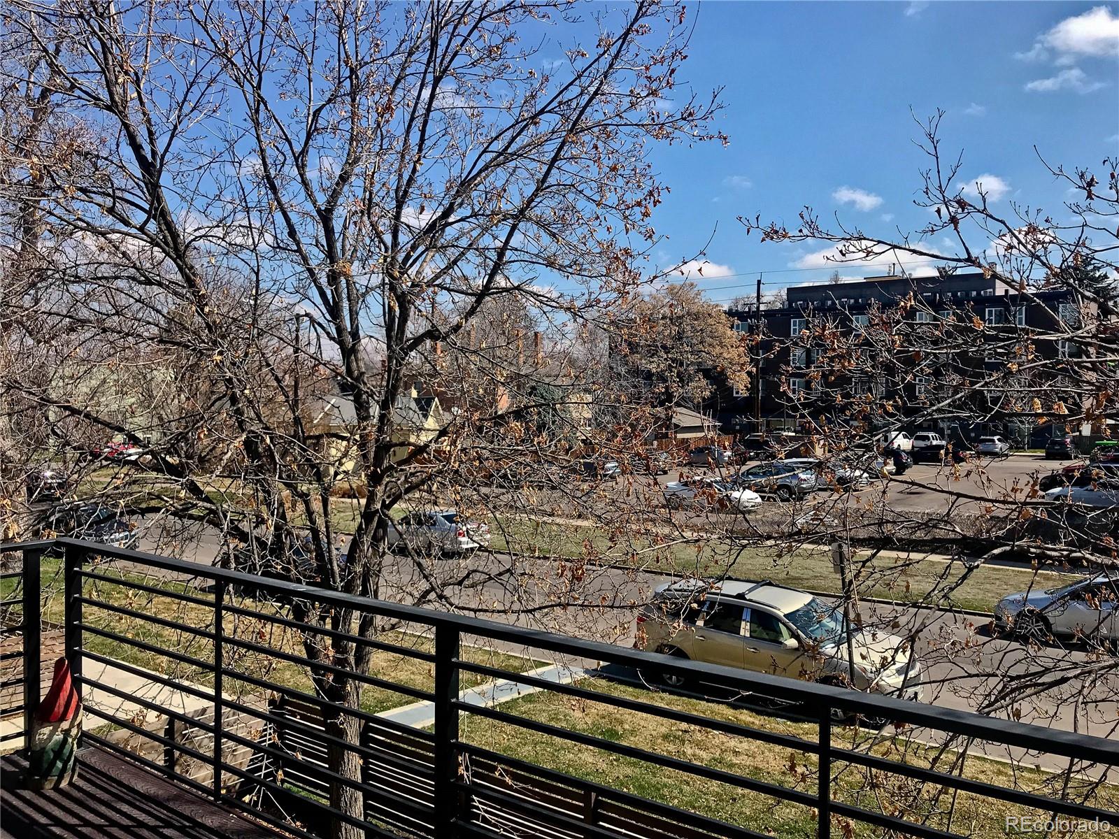 1883 Vine Street Unit: 101