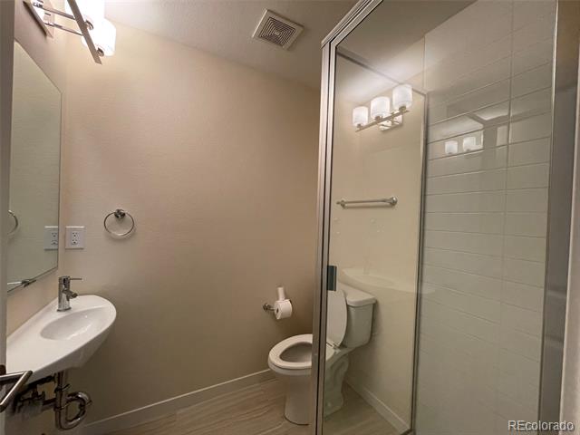1883 Vine Street Unit: 101