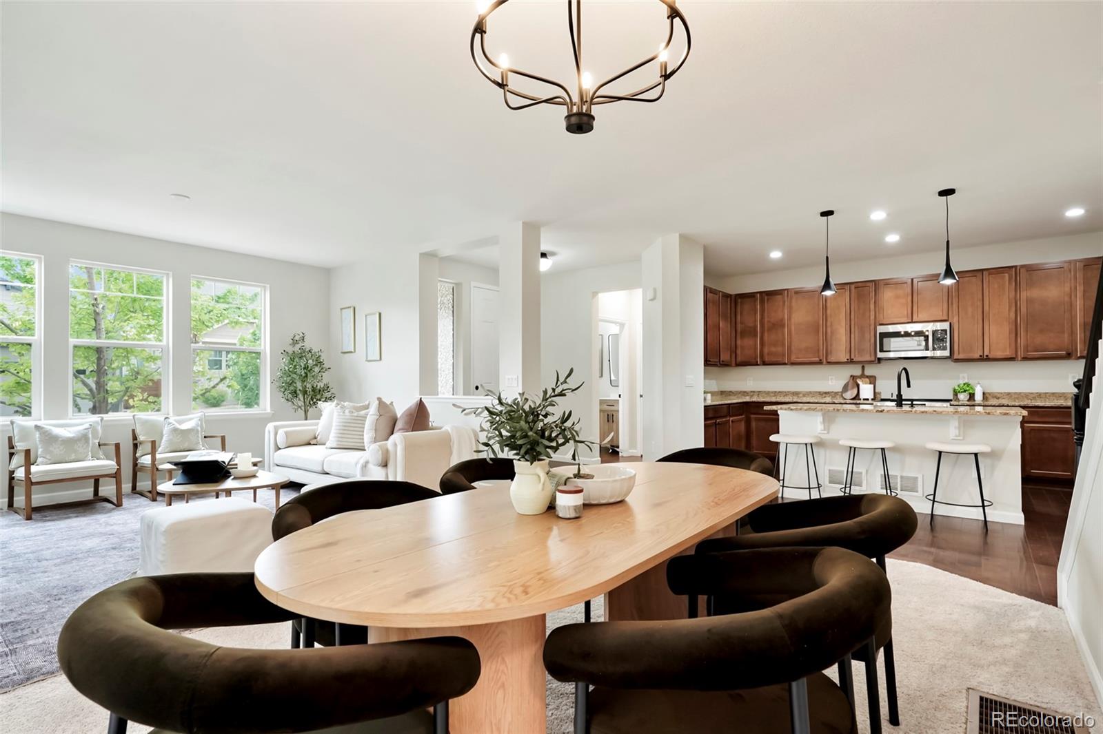 7367 S Pennsylvania Street