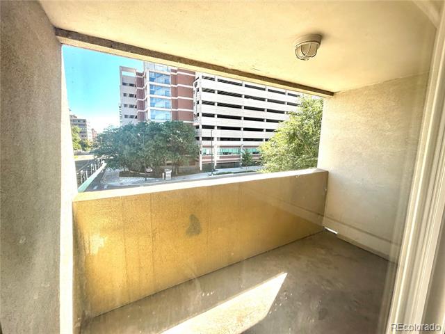 1035 Colorado Boulevard Unit: 405