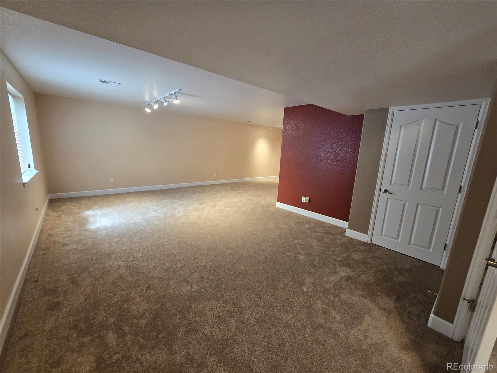 1927 Rannoch Drive