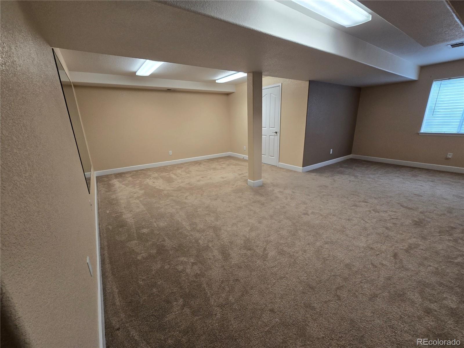 1927 Rannoch Drive