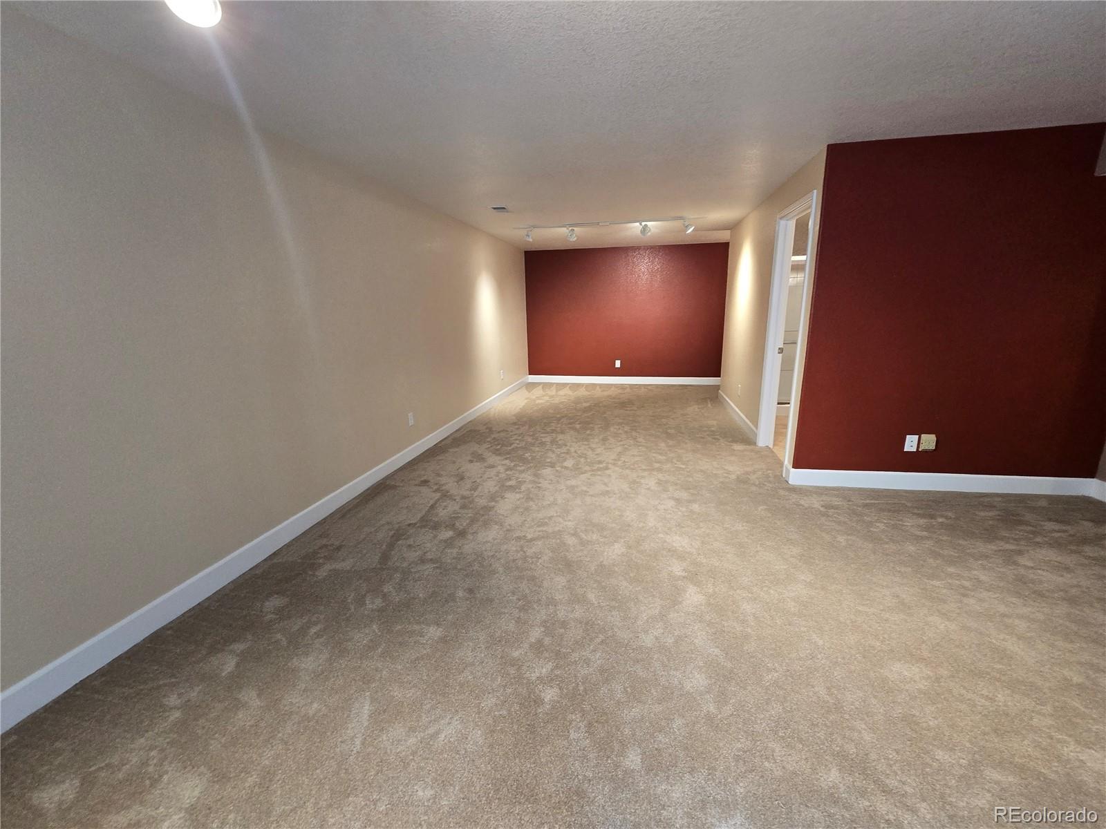 1927 Rannoch Drive