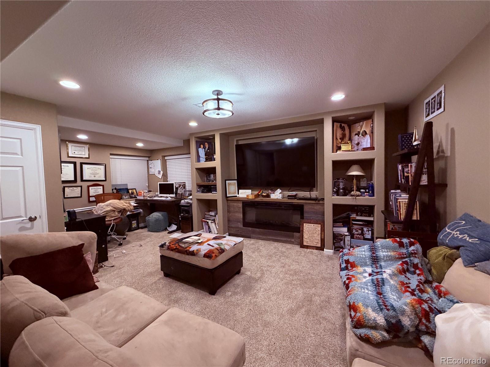 6897 S Riverwood Way