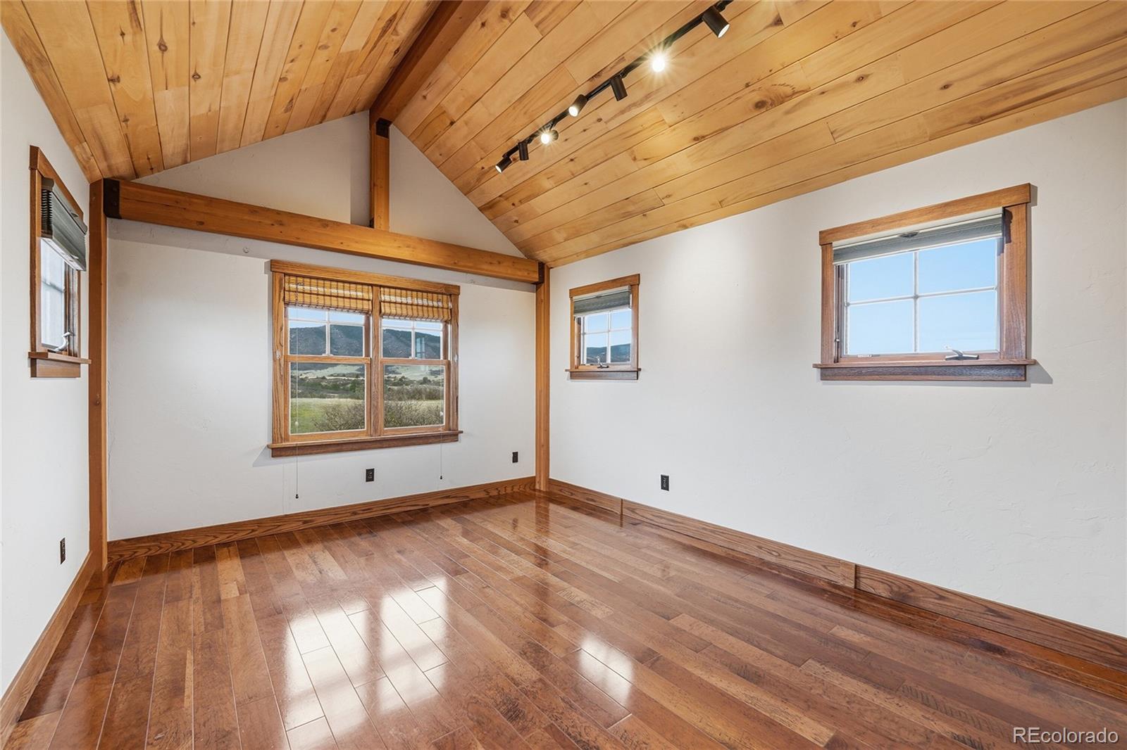 5400 Tall Horse Trail