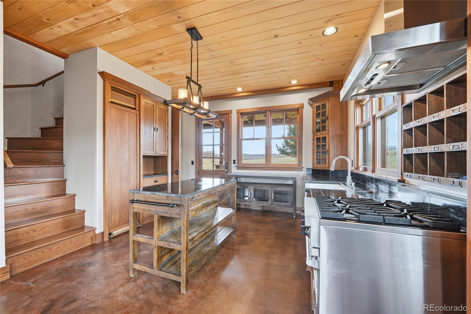 5400 Tall Horse Trail