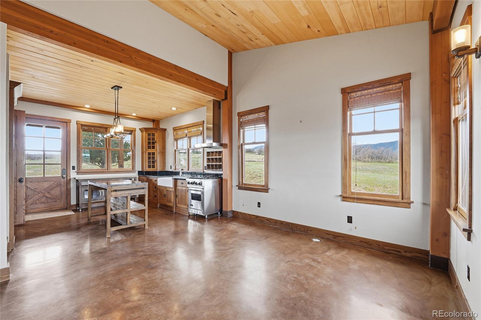 5400 Tall Horse Trail