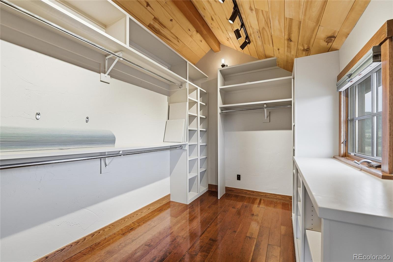 5400 Tall Horse Trail