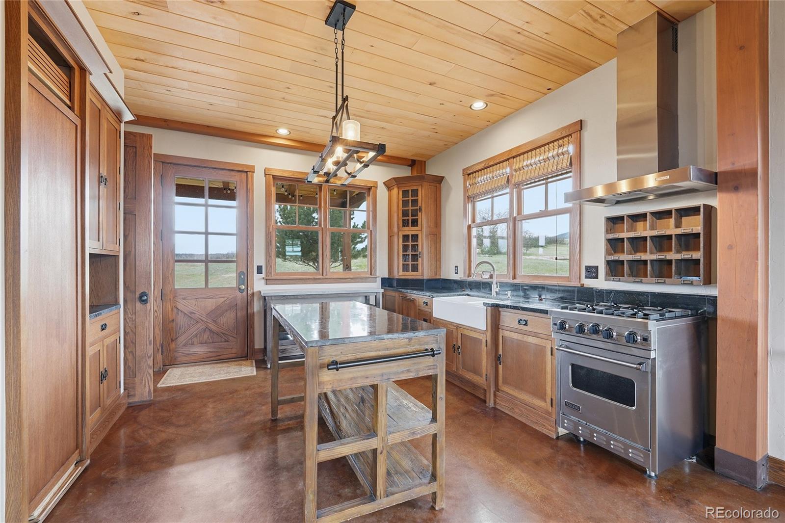 5400 Tall Horse Trail