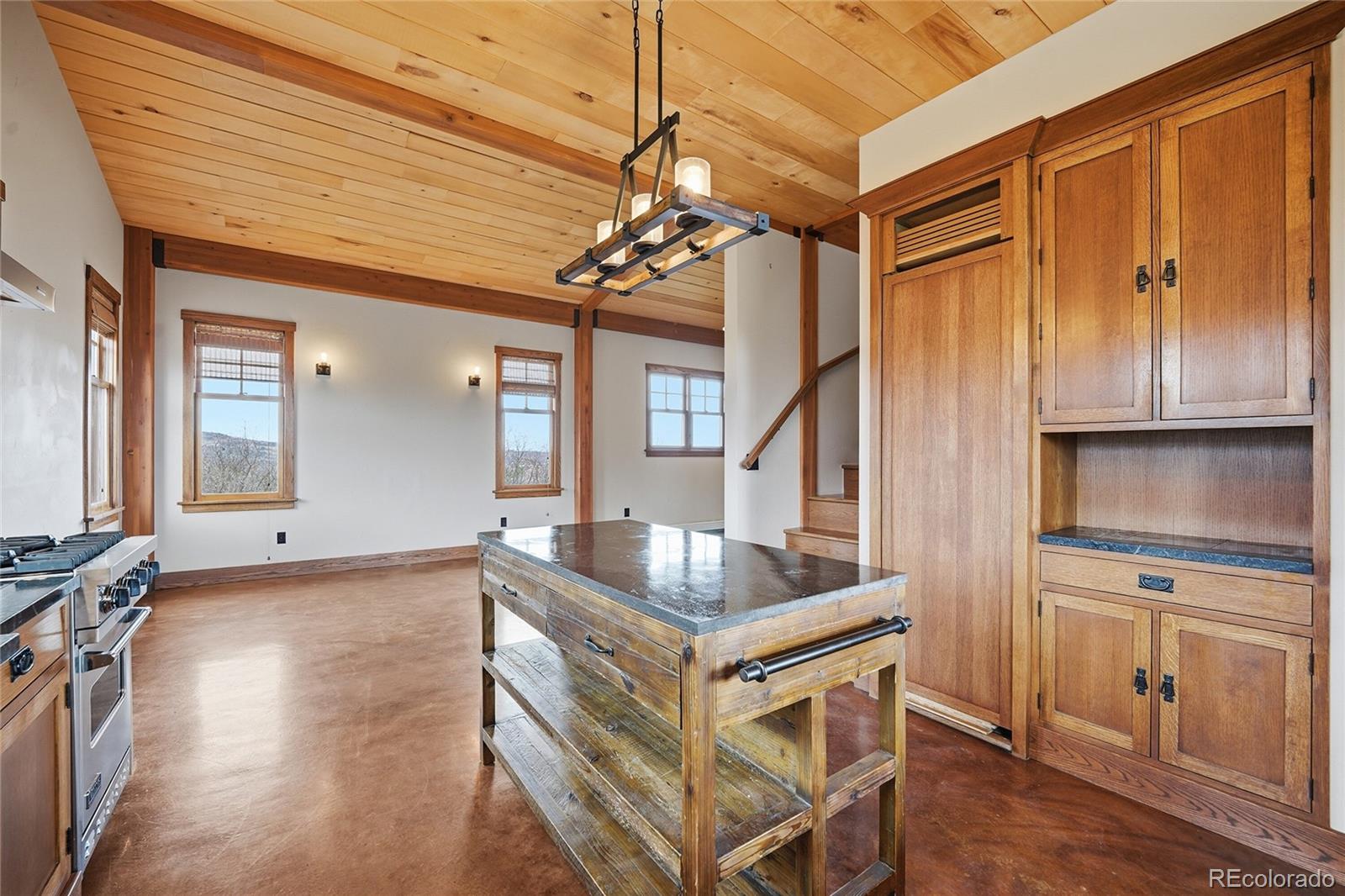 5400 Tall Horse Trail