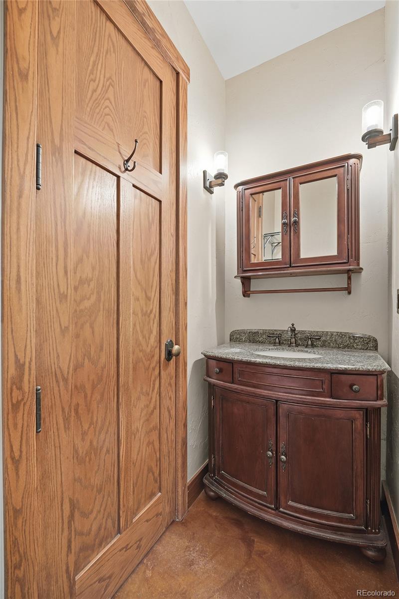 5400 Tall Horse Trail