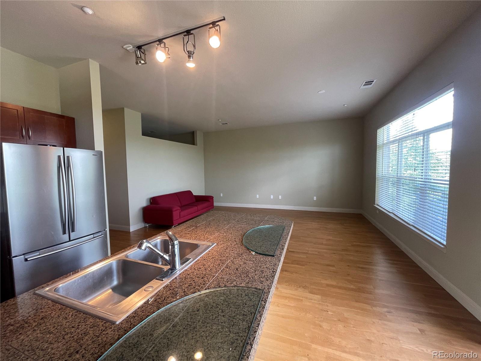 5401 S Park Terrace Avenue Unit: 202C