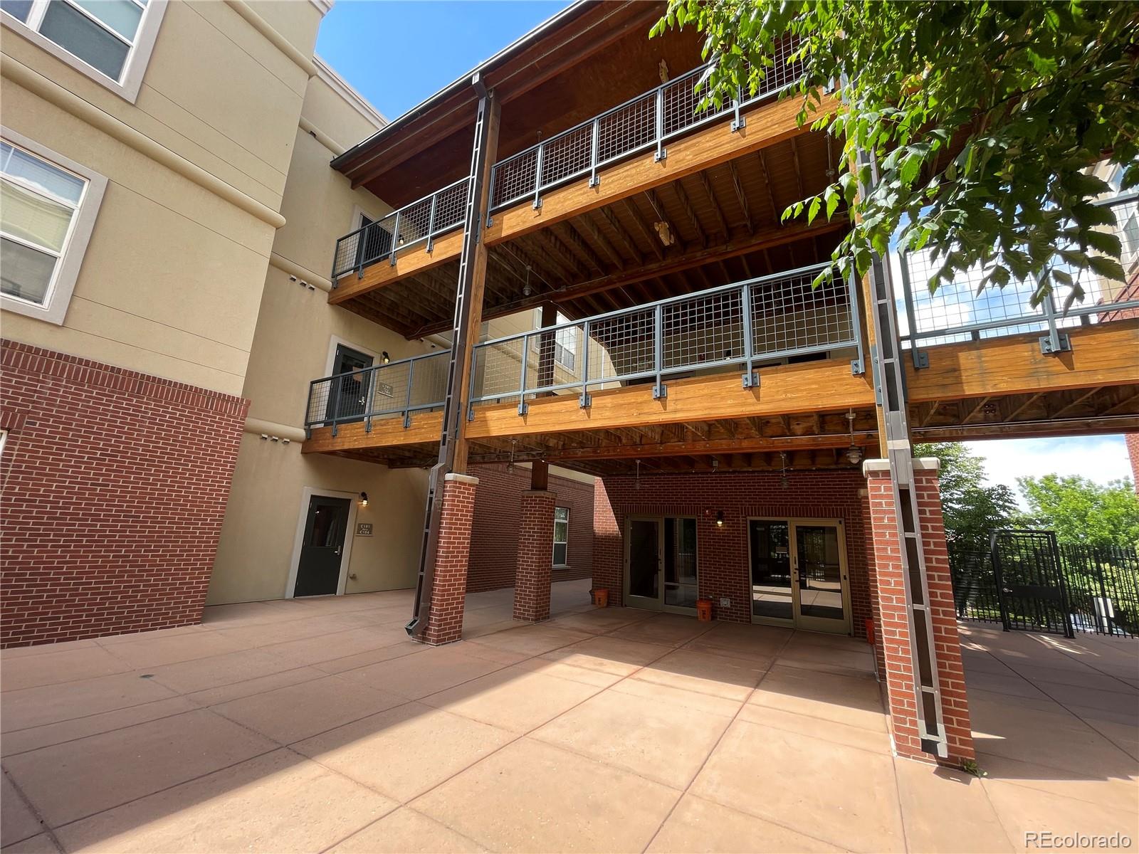 5401 S Park Terrace Avenue Unit: 202C