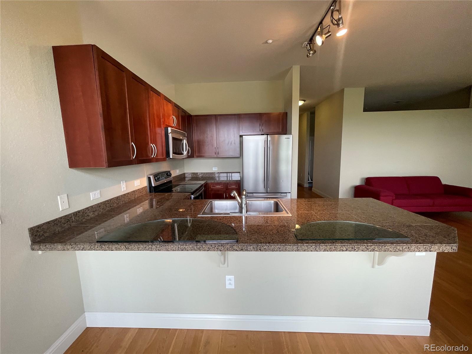 5401 S Park Terrace Avenue Unit: 202C