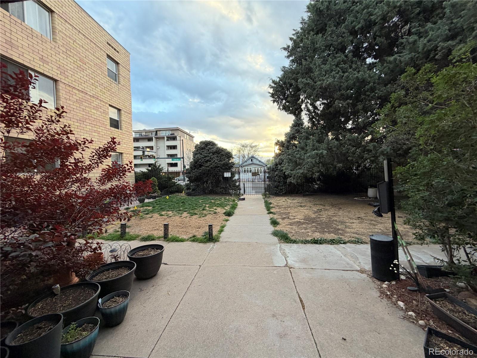 1100 Colorado Boulevard Unit: 306