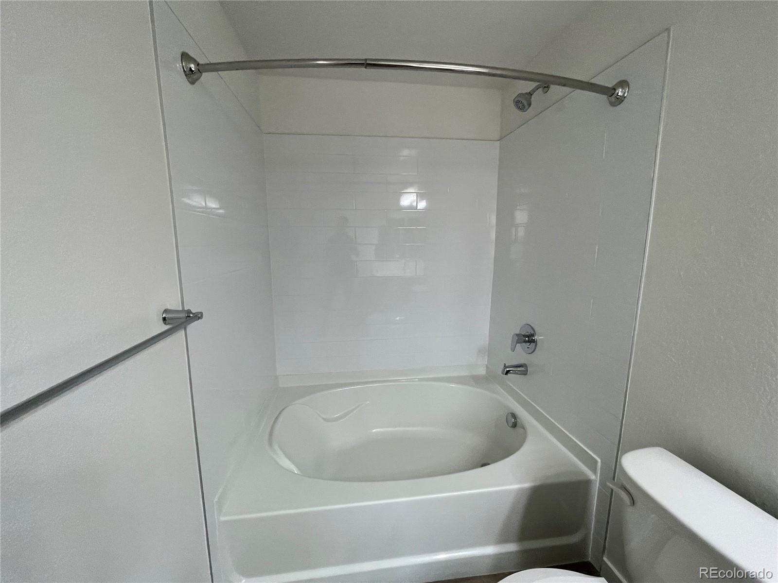 17297 Wilde Avenue Unit: 208