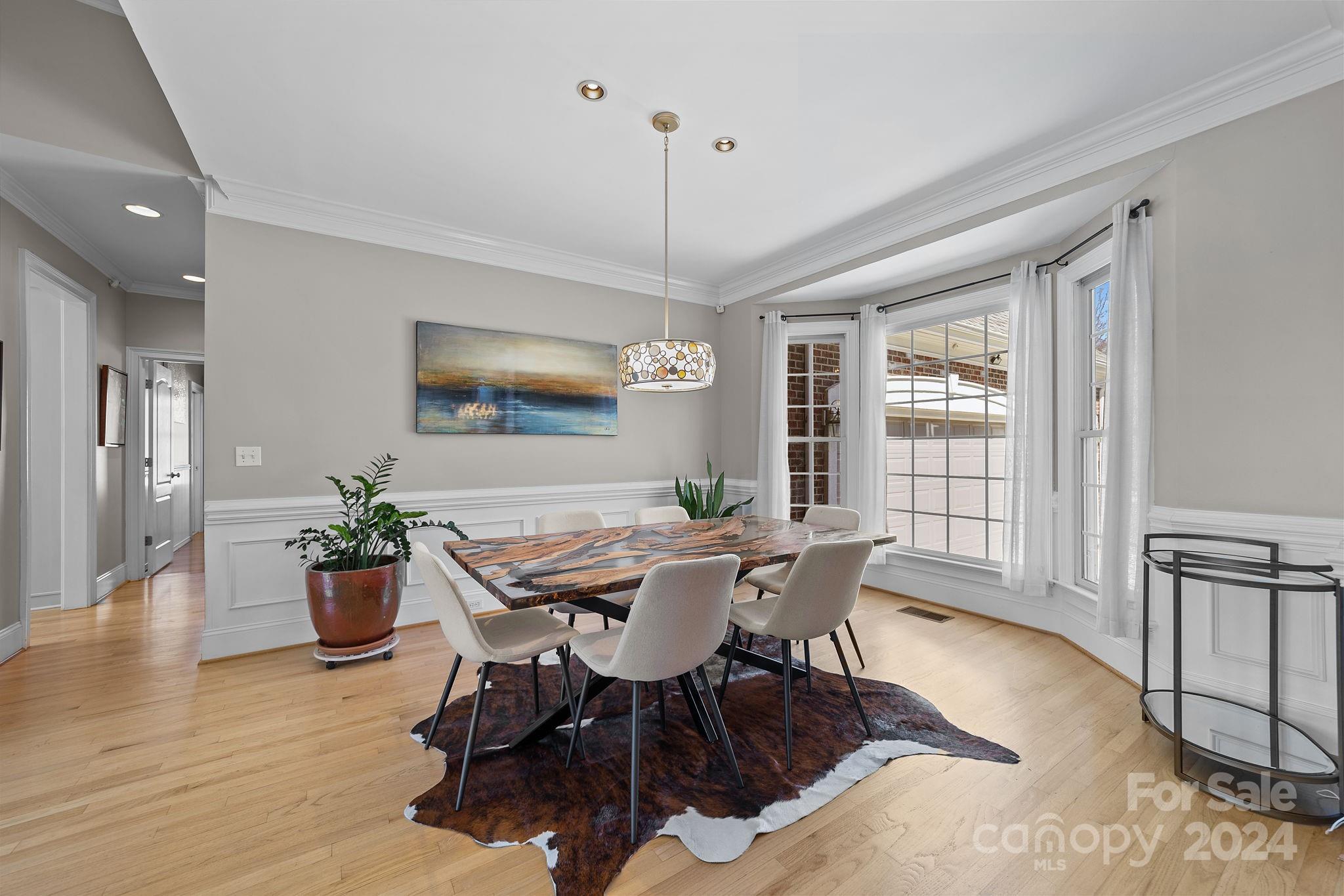 7616 Windaliere Drive