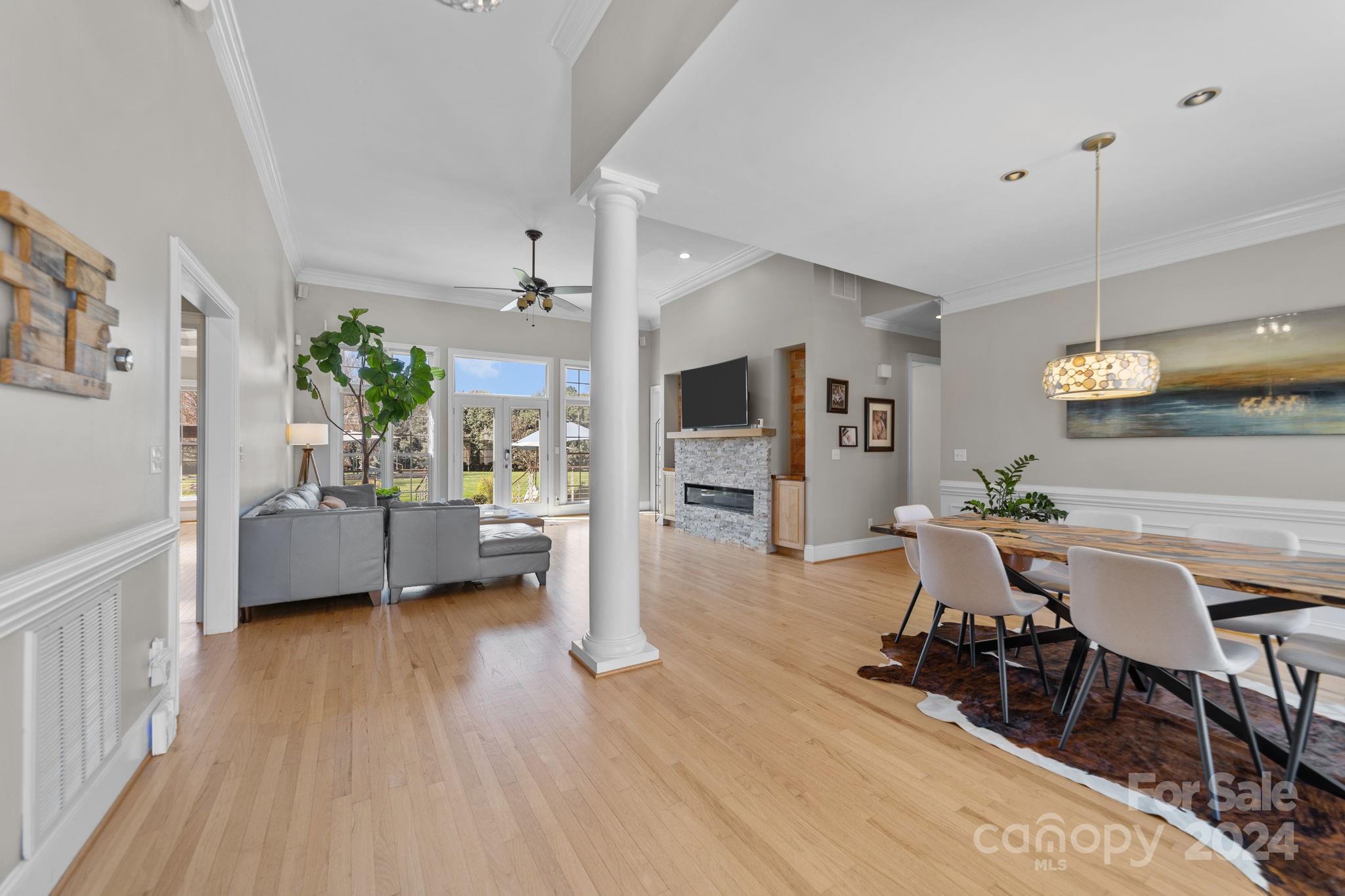 7616 Windaliere Drive