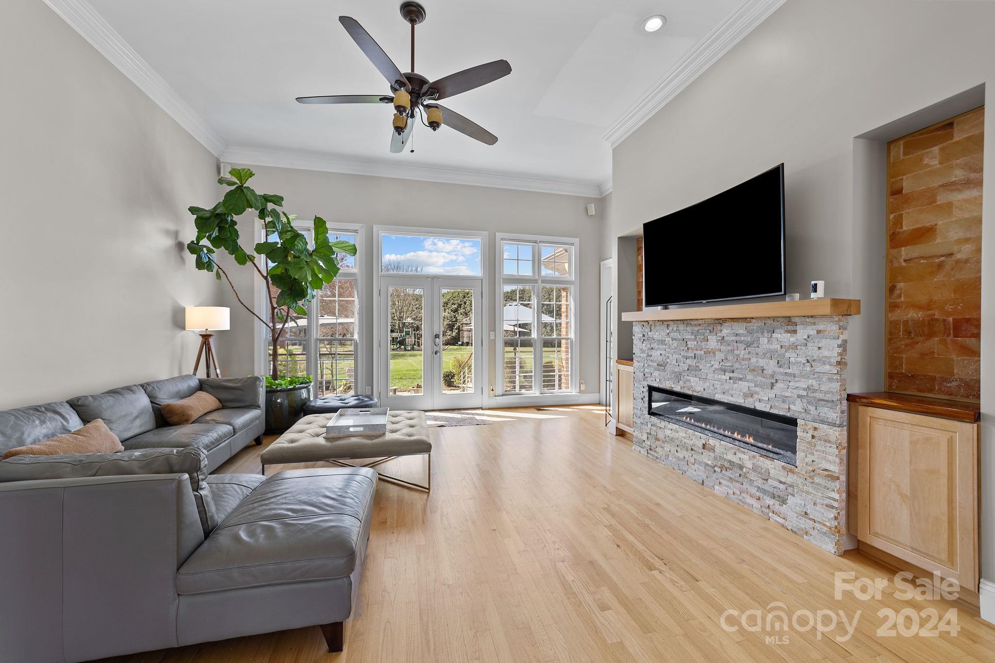 7616 Windaliere Drive