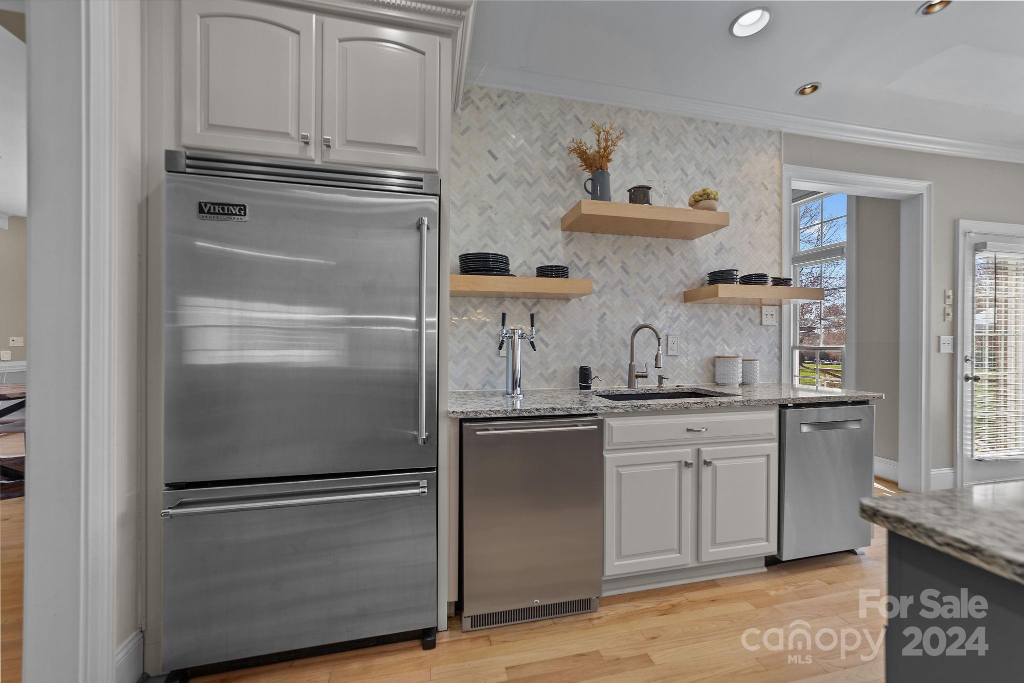 7616 Windaliere Drive