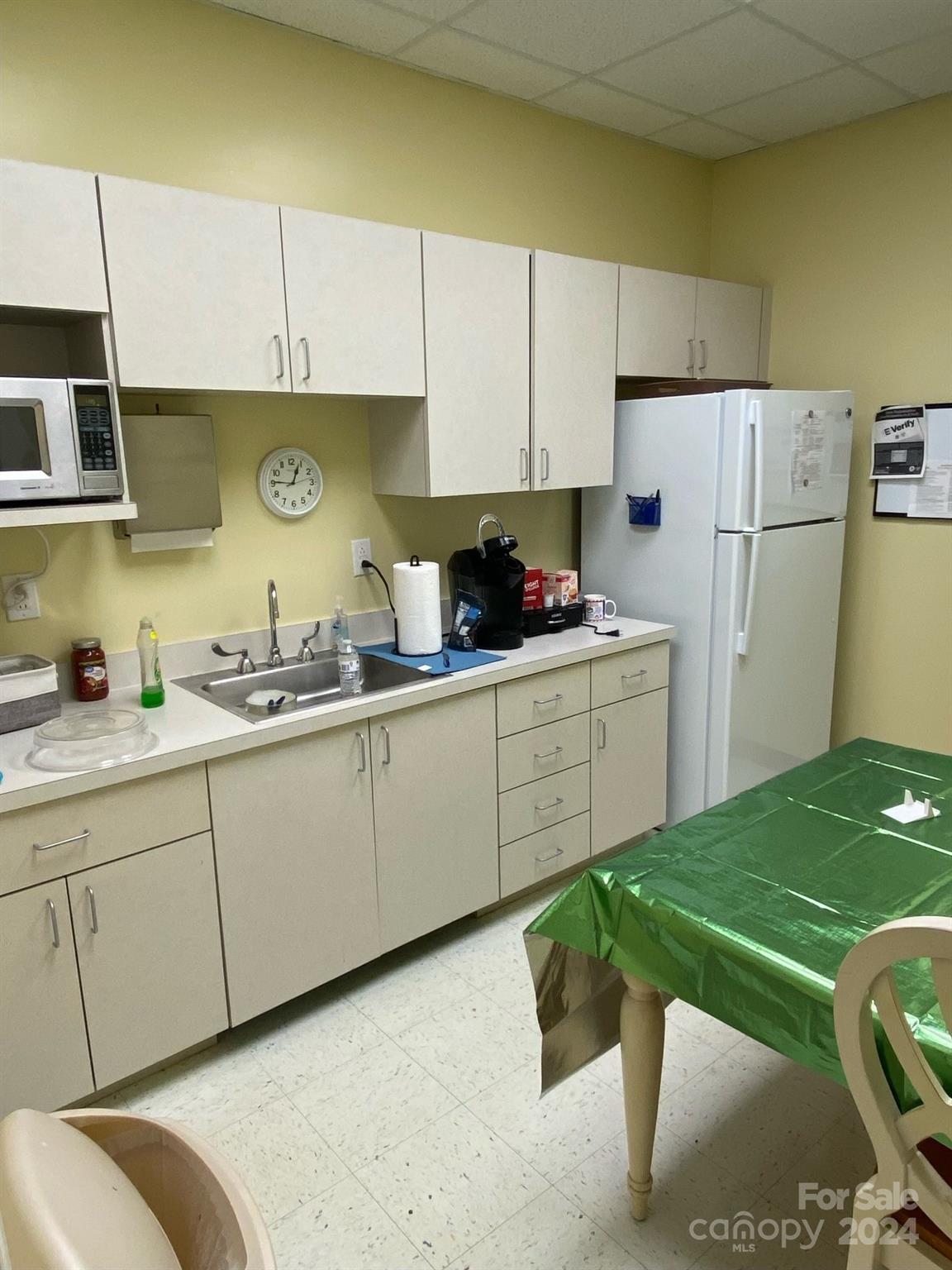 1285 Wilkesboro Boulevard